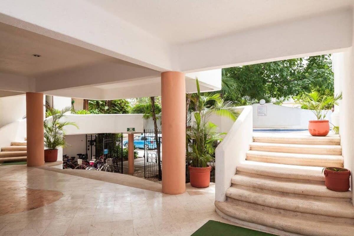 Apartment Charming, Gated With Pool, Fast Wifi And Silent