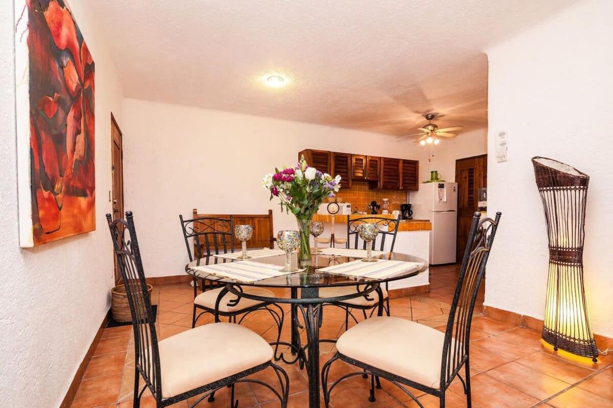 Charming, Gated With Pool, Fast Wifi And Silent * Playa del Carmen